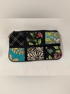 Classic patchwork zipper case. Great for checkbook, cash, makeup, phone?